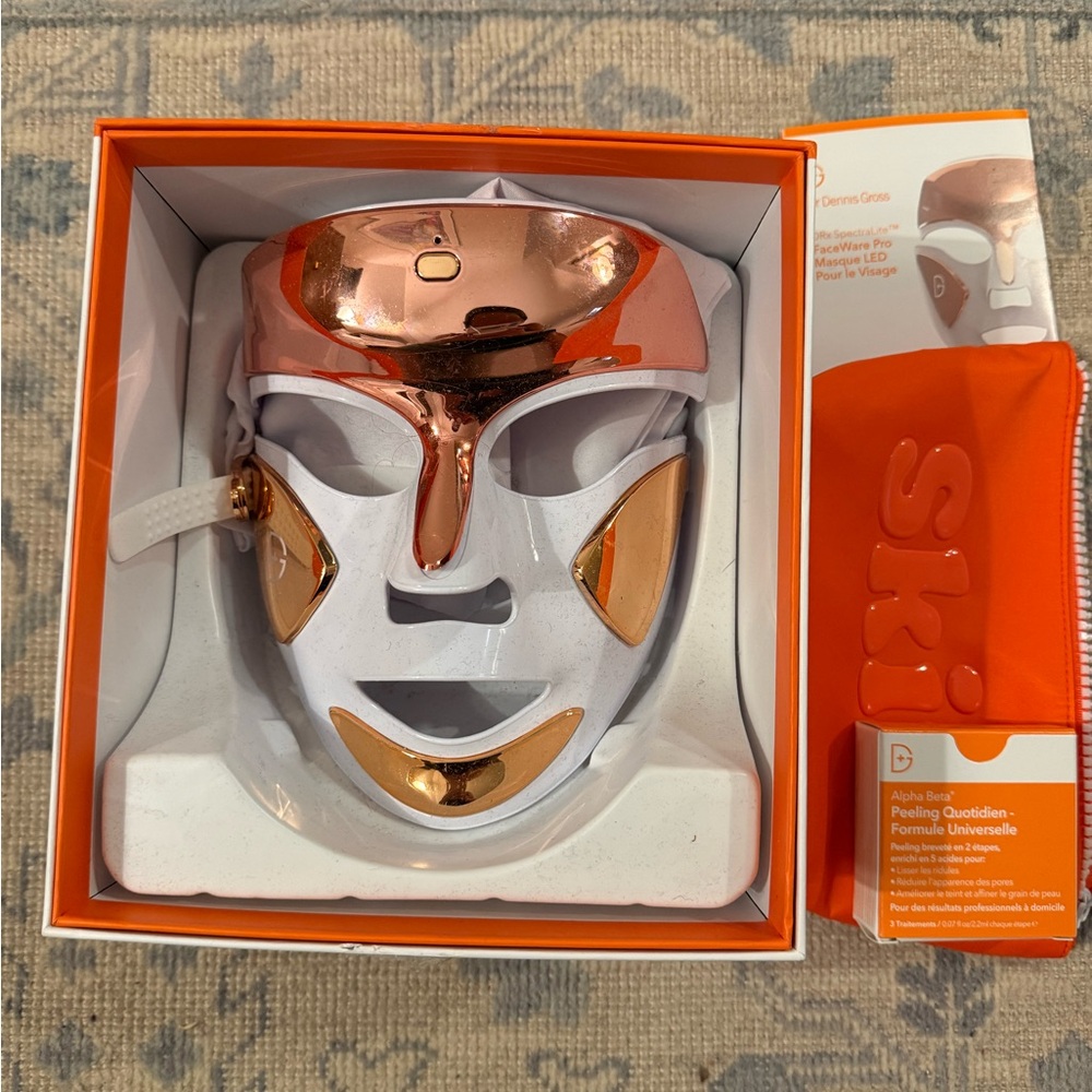 LED Facial Mask – White and Rose Gold Skincare Device - Picture 5 of 5